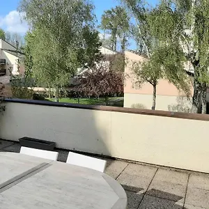 Au Du Chateau France
